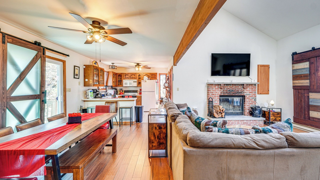 Photo of Livingroom in Bushkill