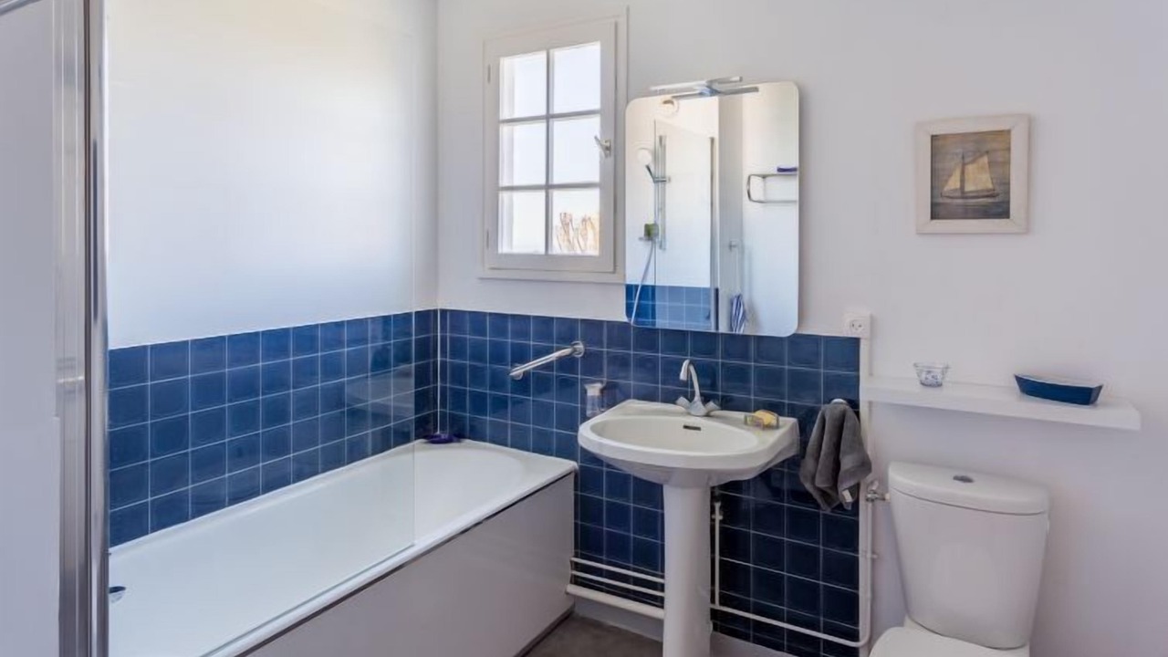 Photo of Bathroom in Trouville-sur-Mer