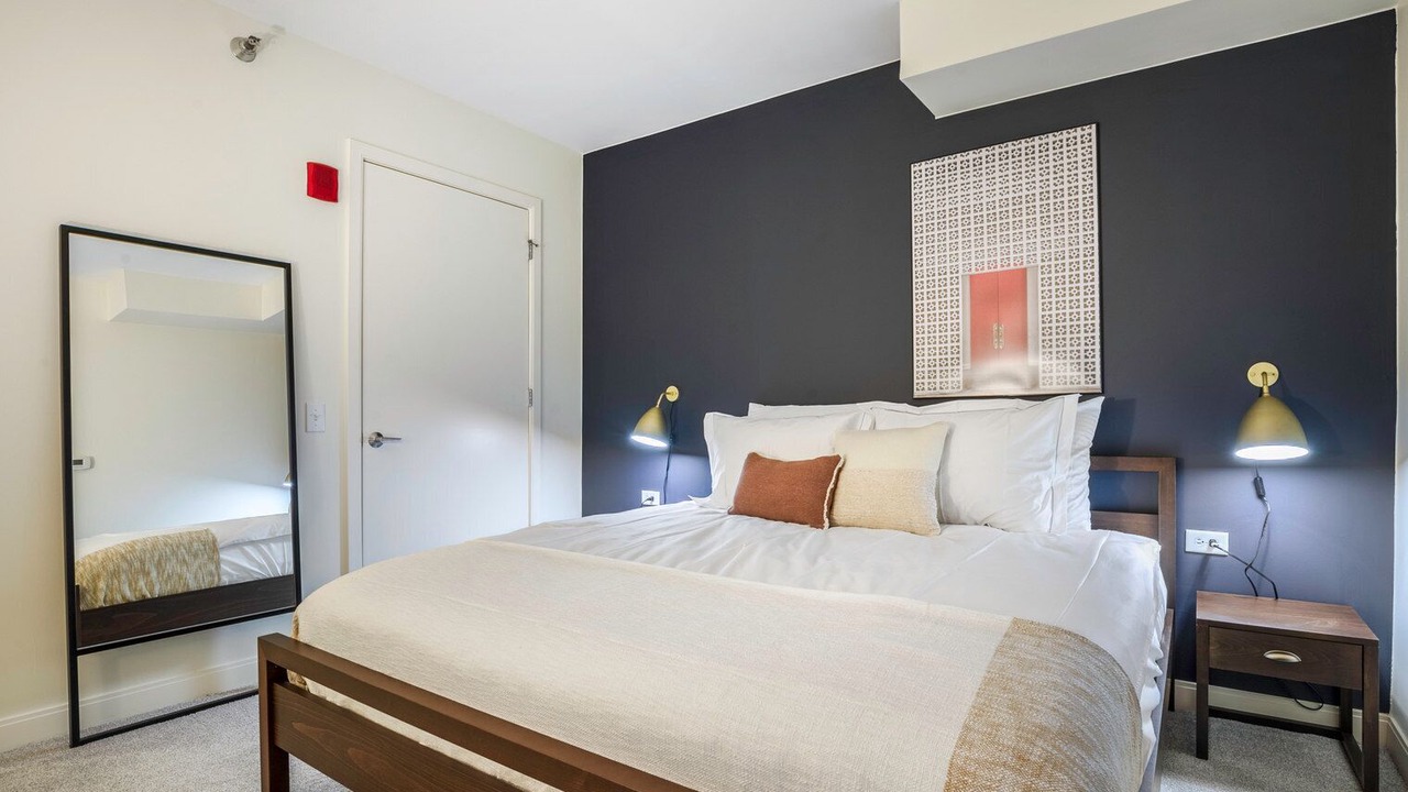 Photo of Bedroom in Downtown Chicago