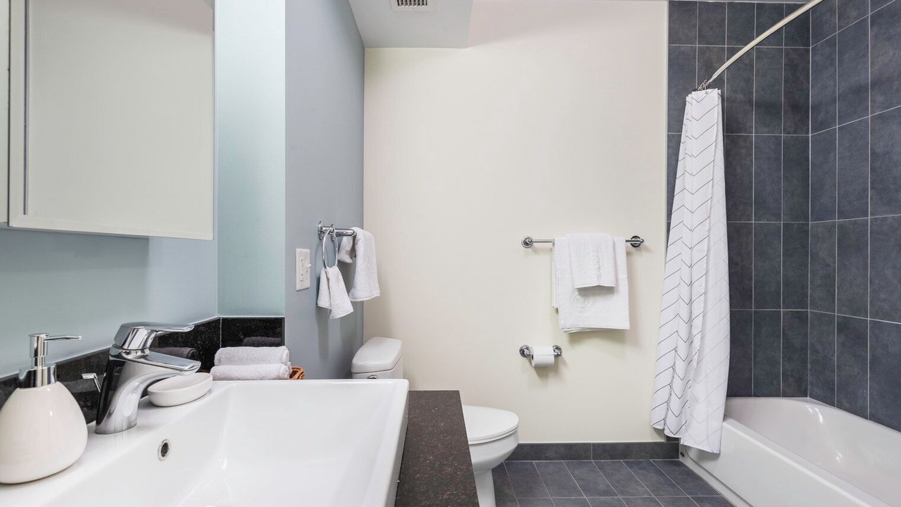 Photo of Bathroom in Downtown Chicago