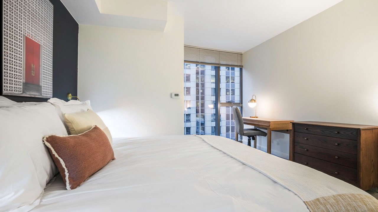 Photo of Bedroom in Downtown Chicago