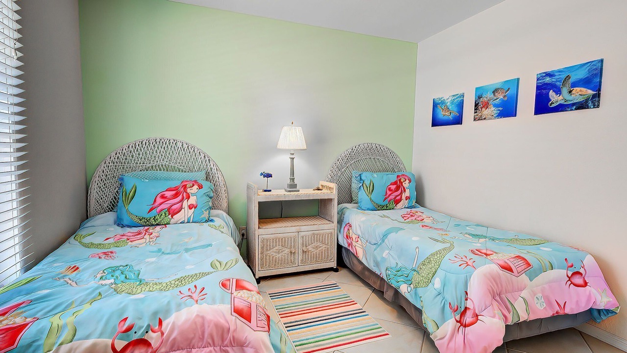 Photo of Bedroom in Gulf Cove