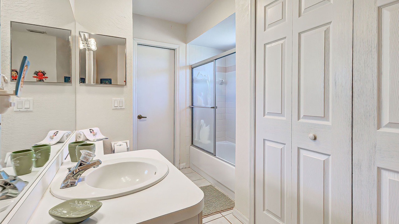 Photo of Bathroom in Gulf Cove