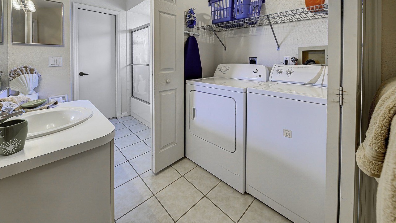 Photo of Bathroom in Gulf Cove