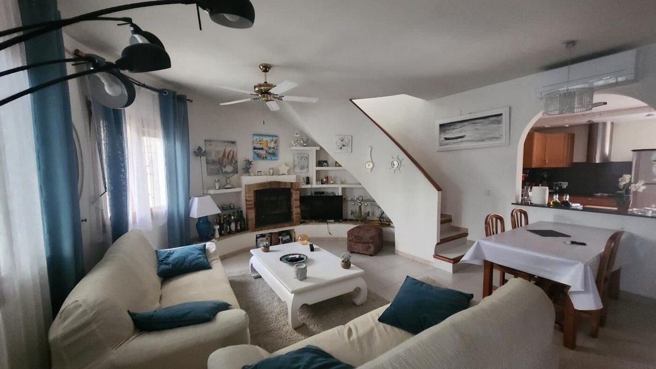 Photo of Livingroom in Les Tres Cales