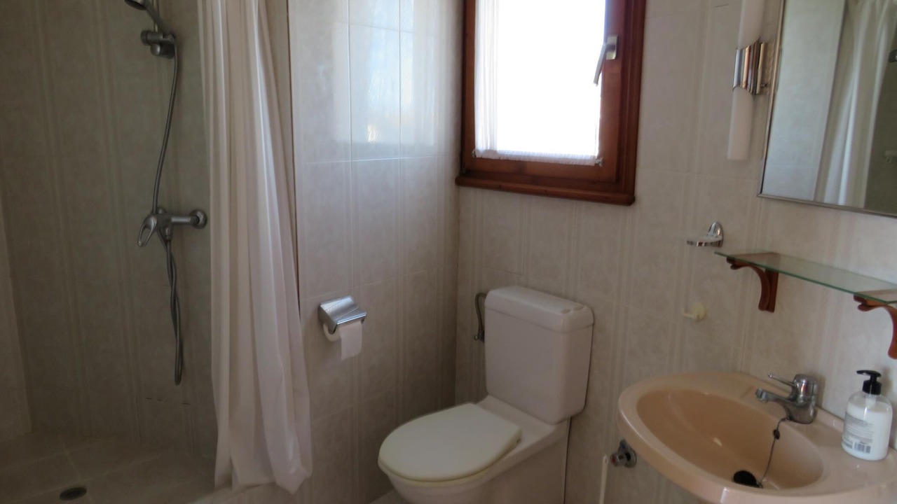 Photo of Bathroom in Les Tres Cales