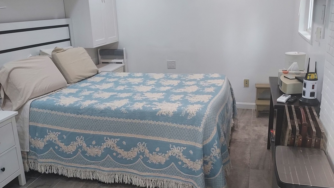 Photo of Bedroom in Groveton