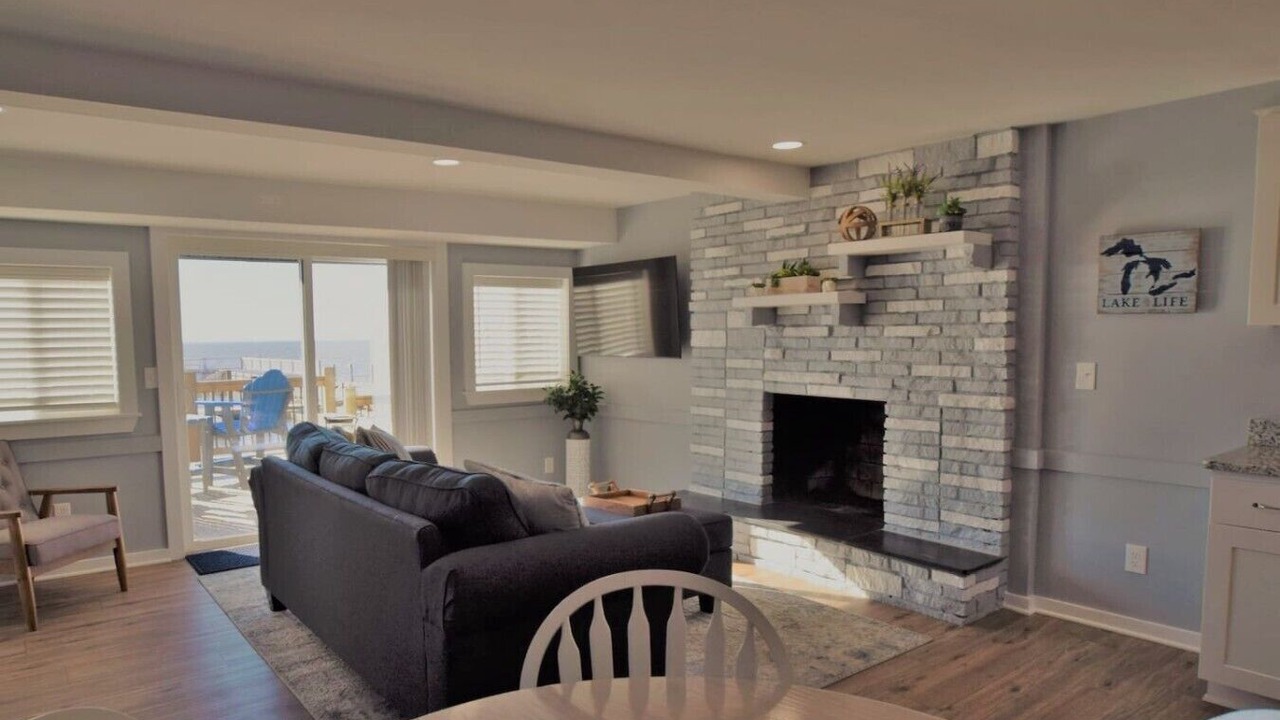 Photo of Livingroom in Anchorville