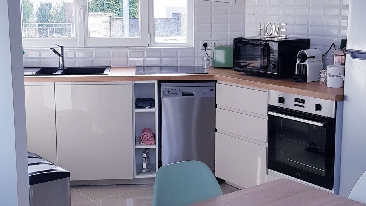 Photo of Kitchen in Chanteloup-les-Vignes