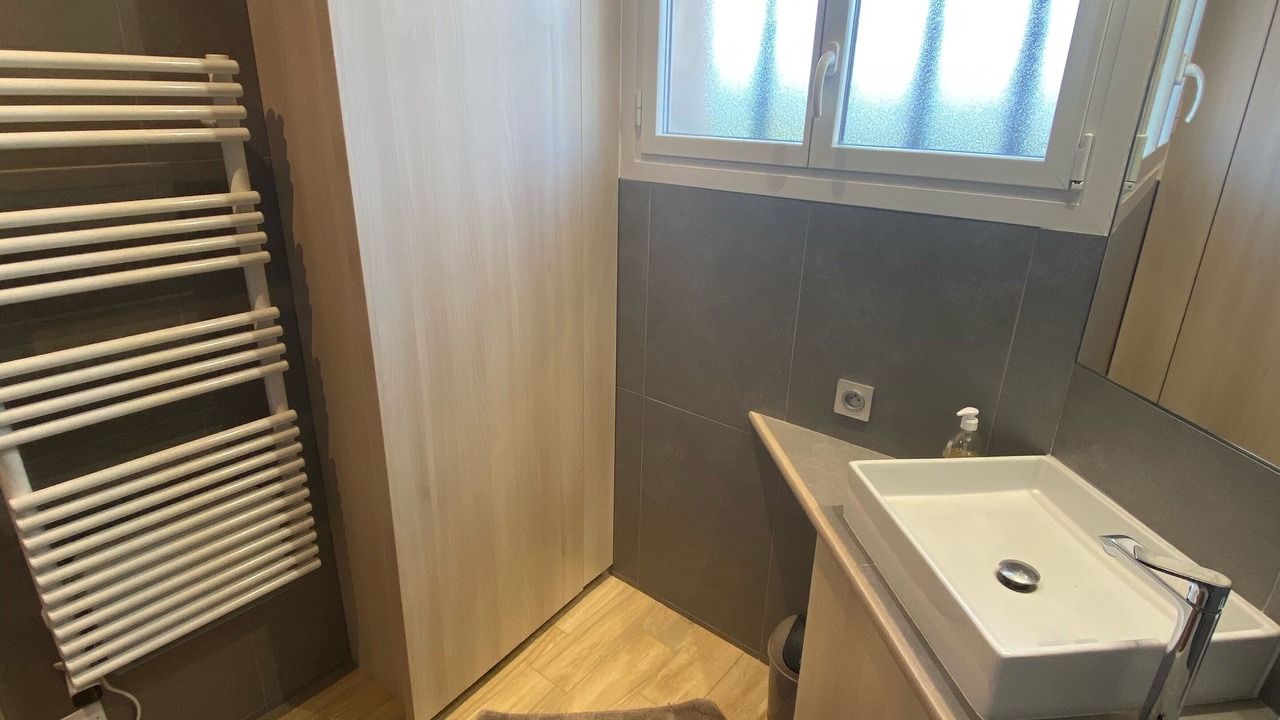 Photo of Bathroom in Sabran