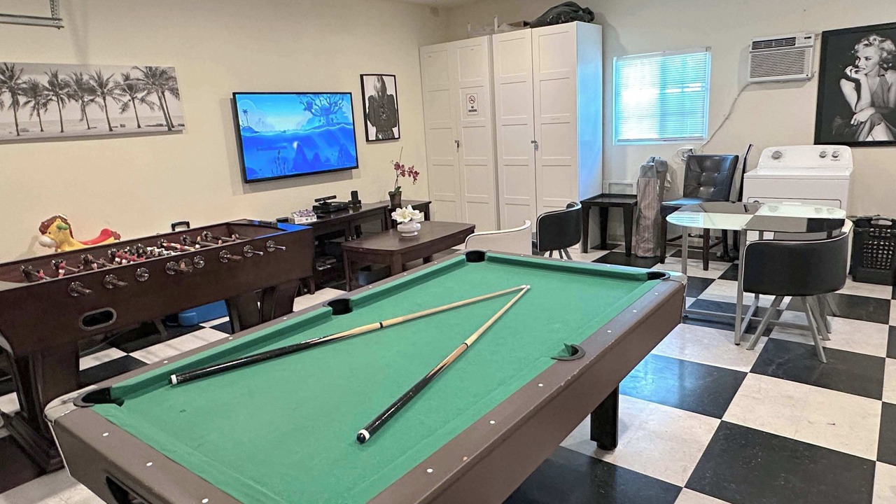 Photo of Bedroom in Anaheim Resort