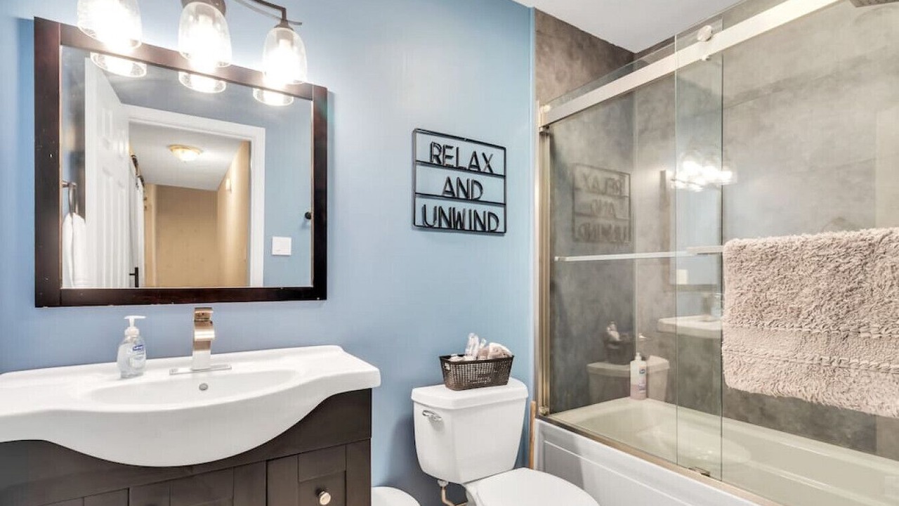 Photo of Bathroom in Jeffersonville