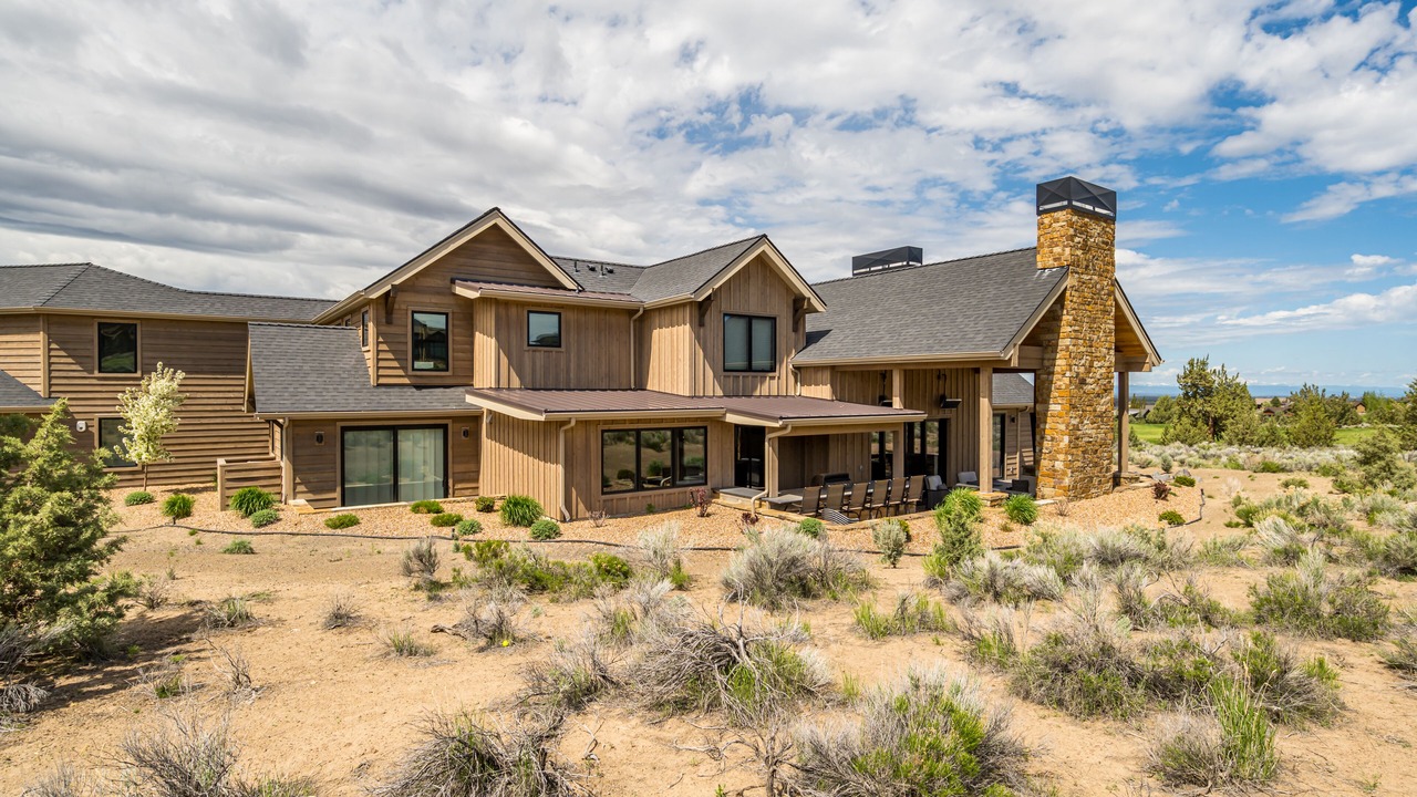 Photo of Outdoor in Powell Butte