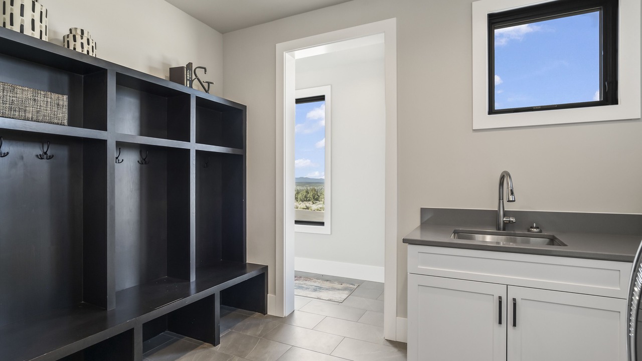 Photo of Bathroom in Powell Butte