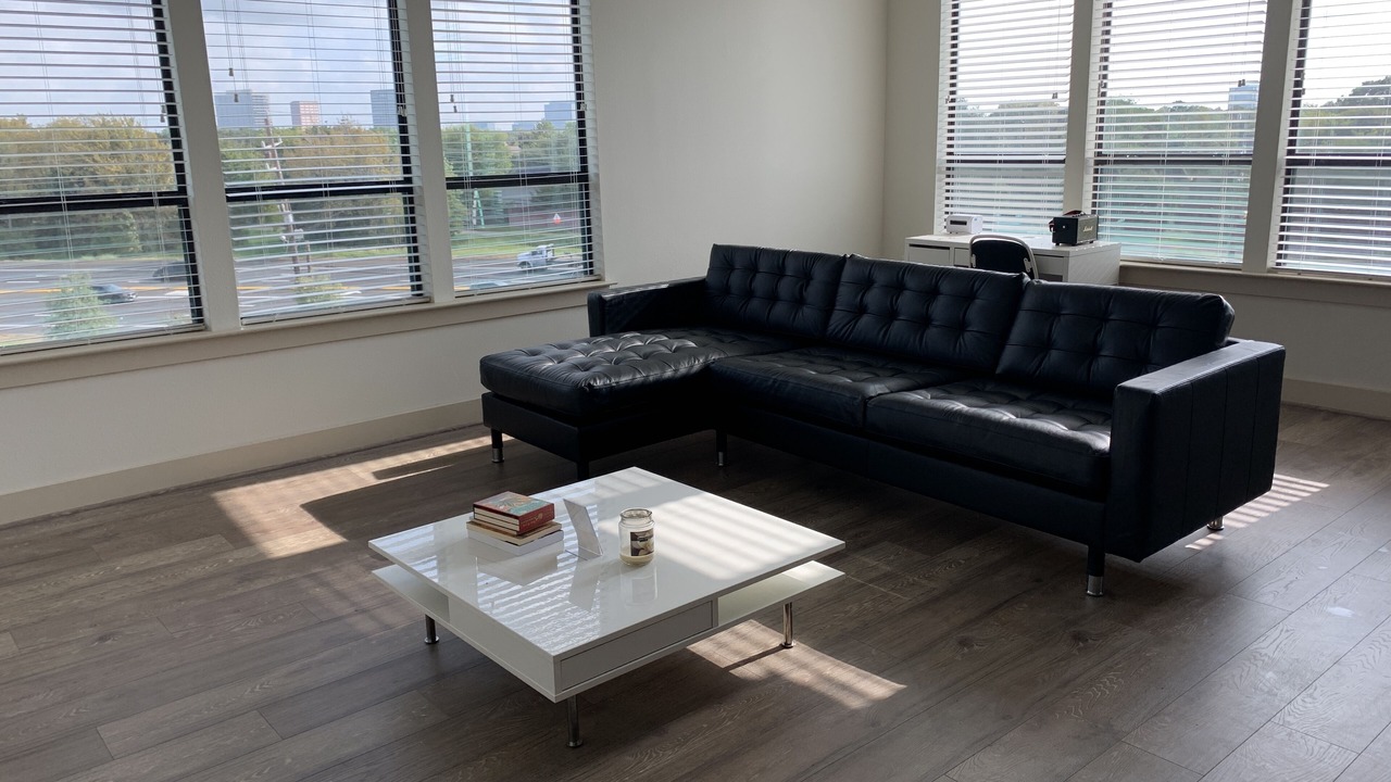 Photo of Livingroom in George Bush Park/Eldridge