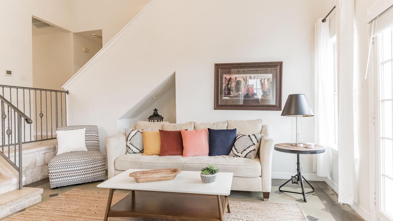 Photo of Livingroom in Lake Austin Village