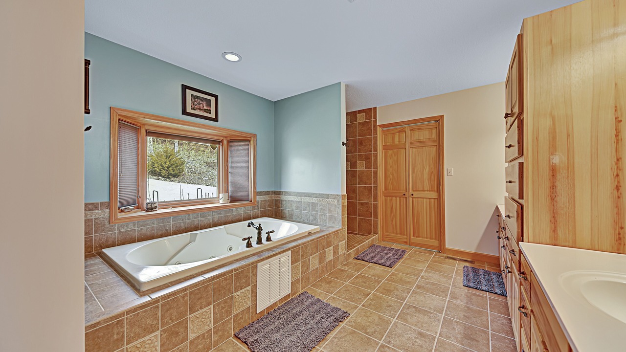 Photo of Bathroom in Big Creek
