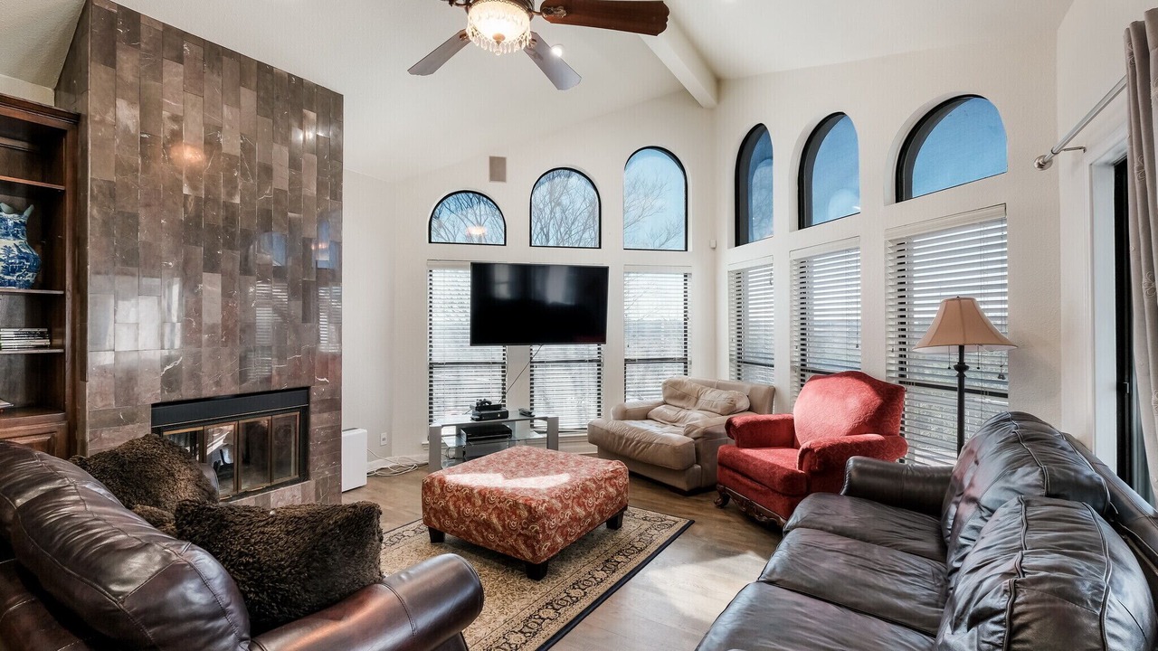 Photo of Livingroom in Crownridge of Texas
