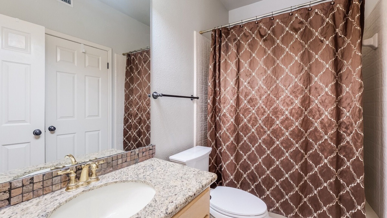 Photo of Bathroom in Crownridge of Texas