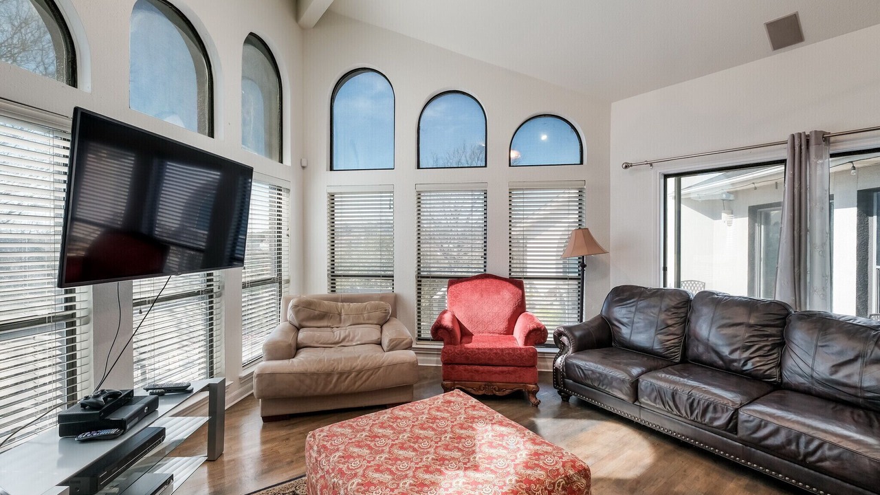Photo of Livingroom in Crownridge of Texas