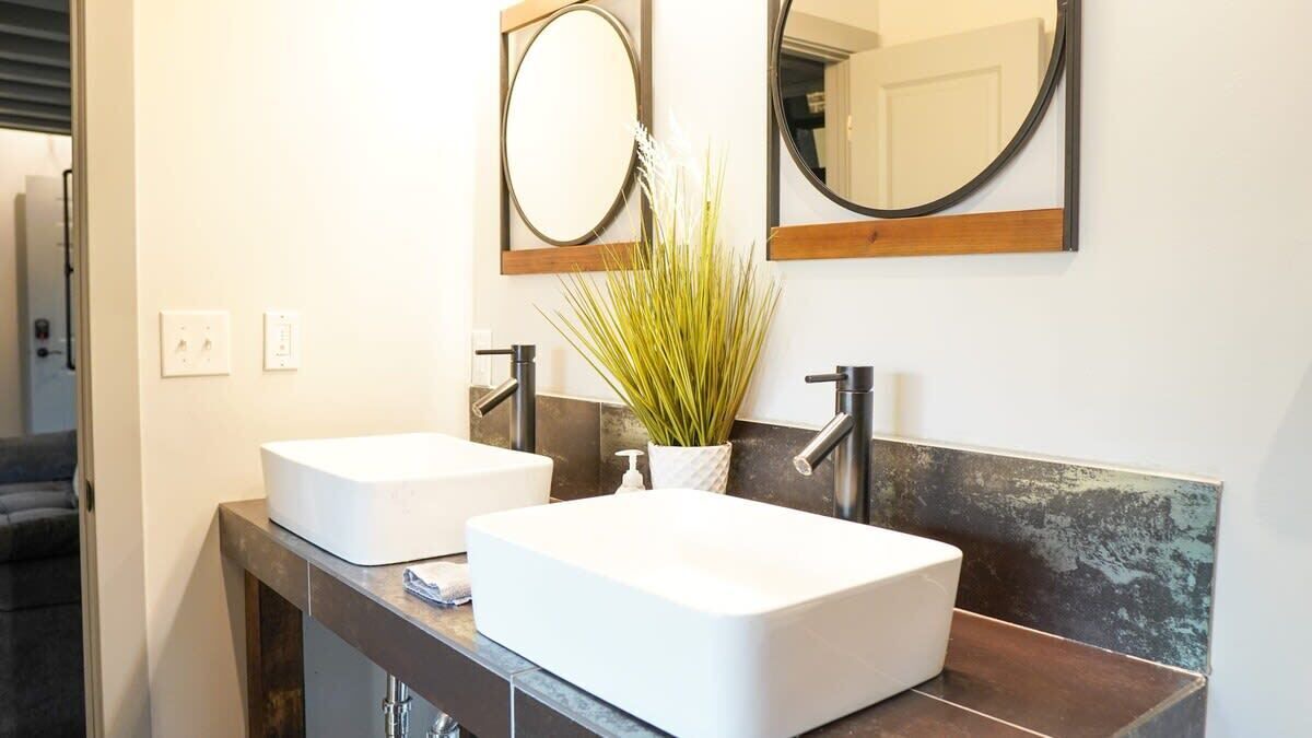 Photo of Bathroom in Niles