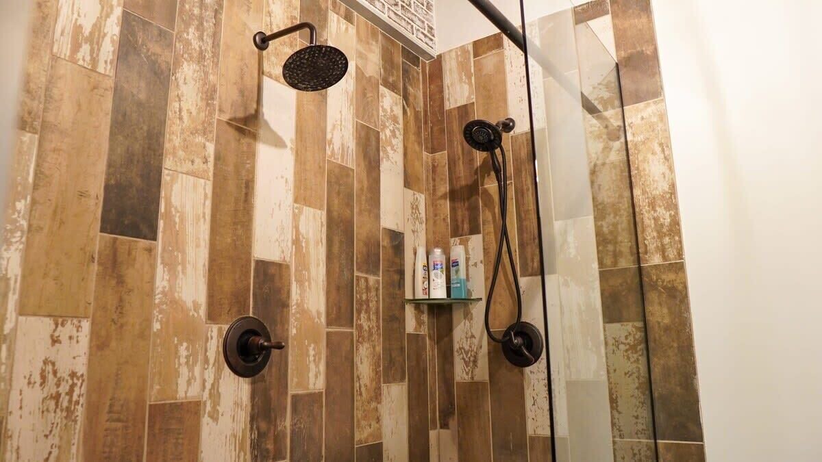 Photo of Bathroom in Niles