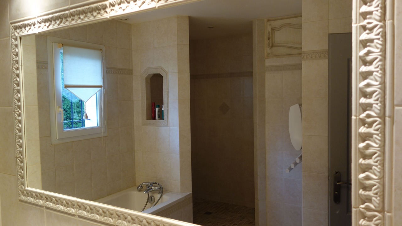 Photo of Bathroom in Vezenobres