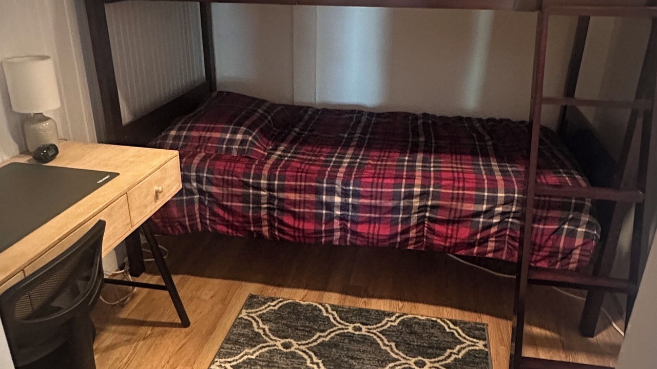 Photo of Bedroom in Marlboro