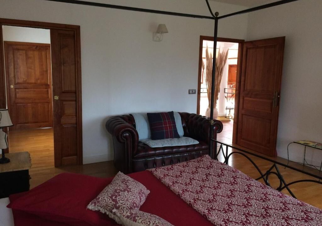 Photo of Bedroom in Saint-Cyr-sur-Loire