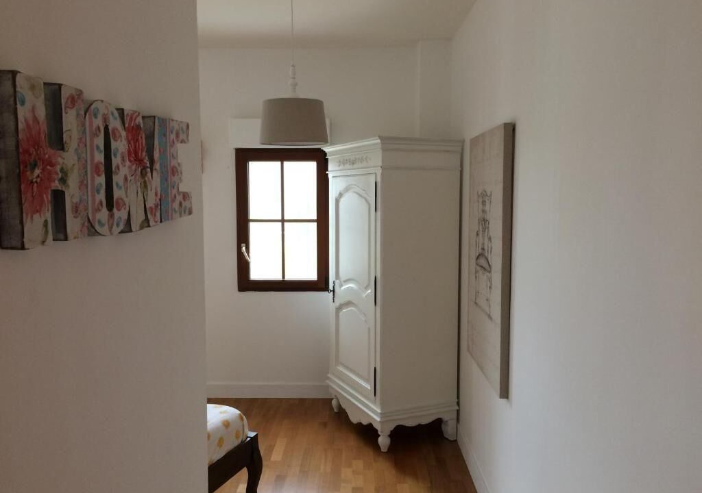 Photo of Others in Saint-Cyr-sur-Loire