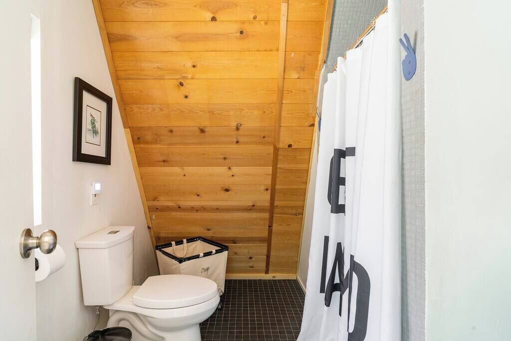 Photo of Bathroom in Pine Cove
