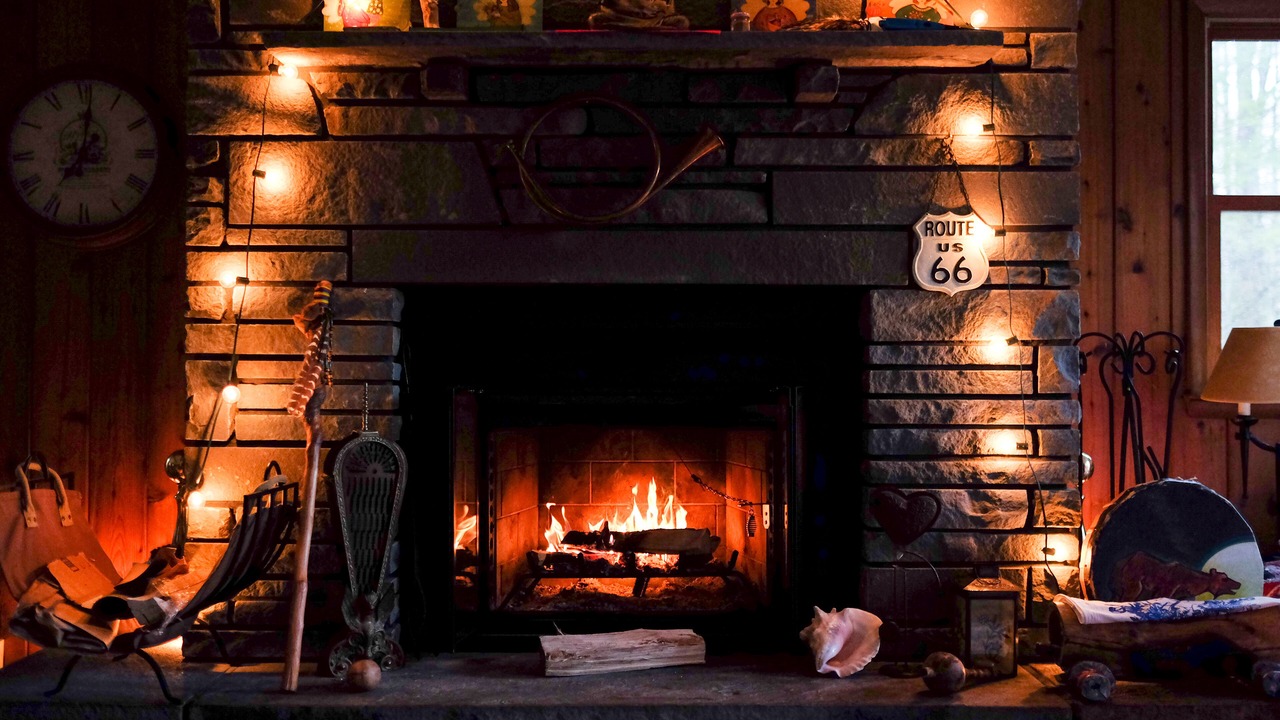 Photo of Livingroom in Town of Highland