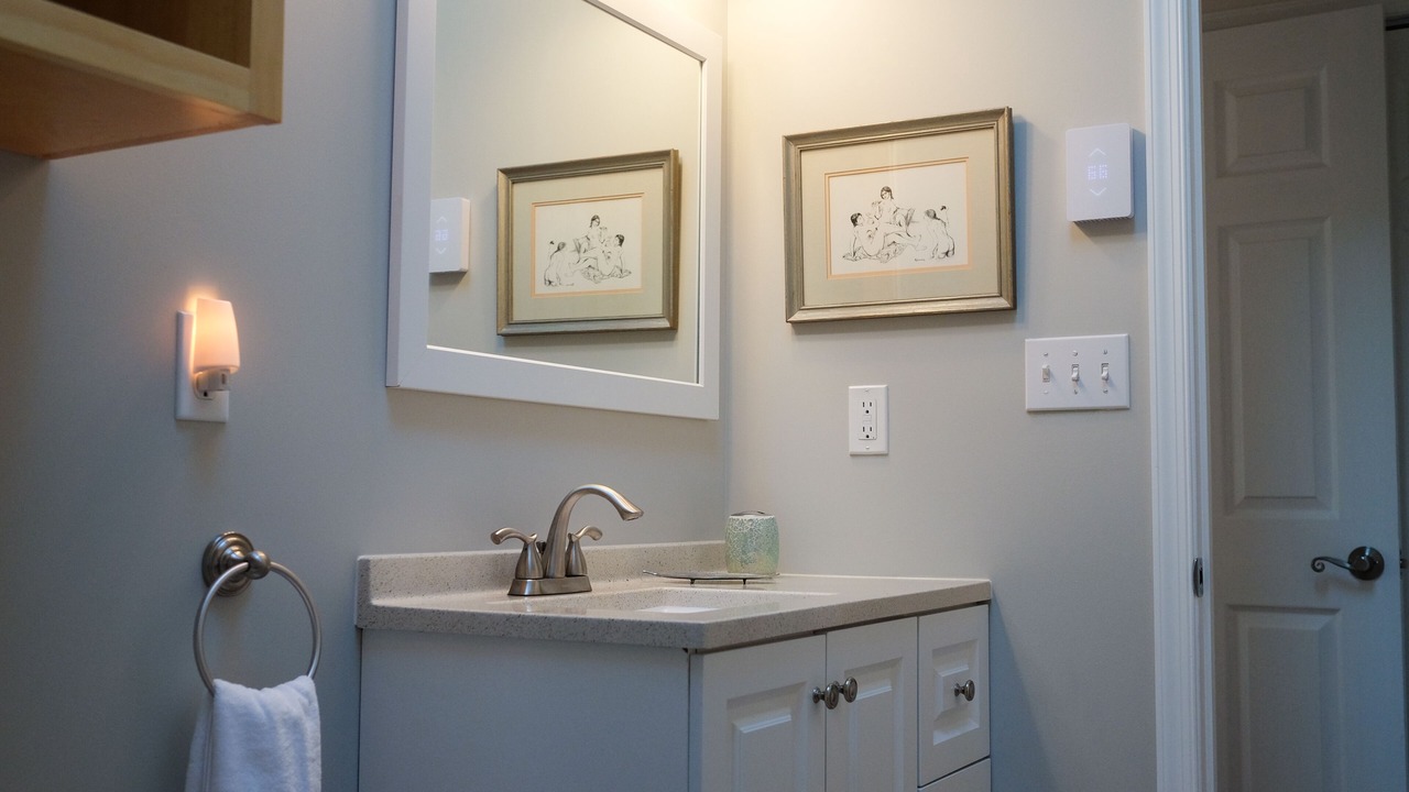 Photo of Bathroom in Town of Highland