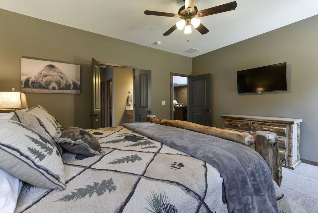 Photo of Bedroom in Hollister
