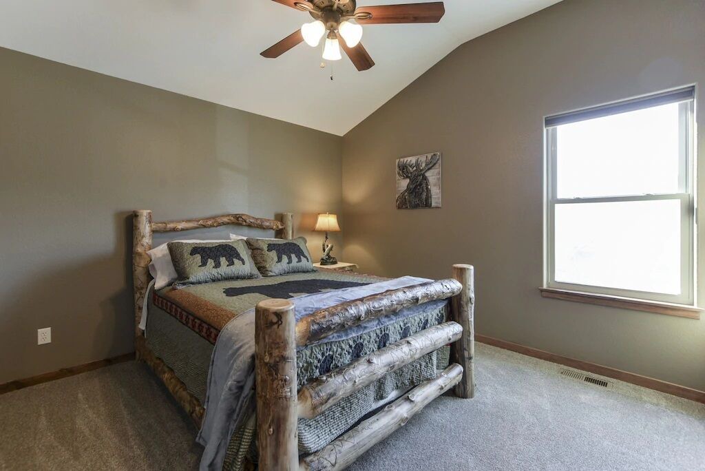 Photo of Bedroom in Hollister