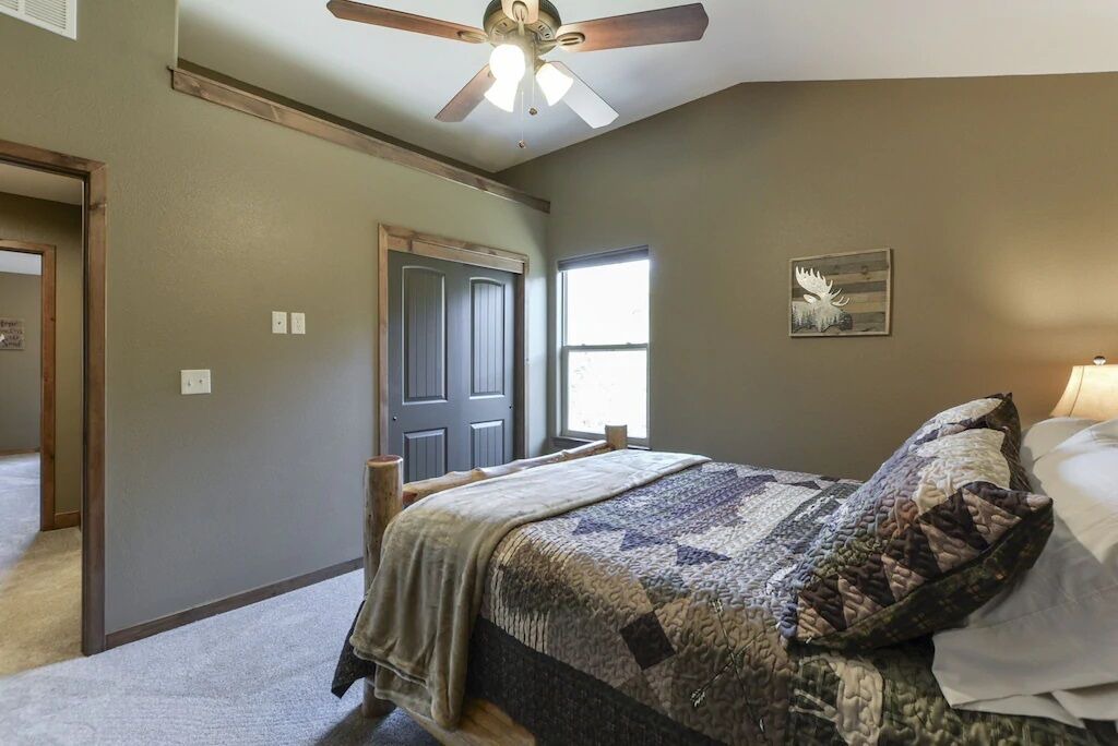 Photo of Bedroom in Hollister