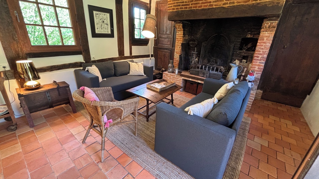 Photo of Livingroom in Quetteville