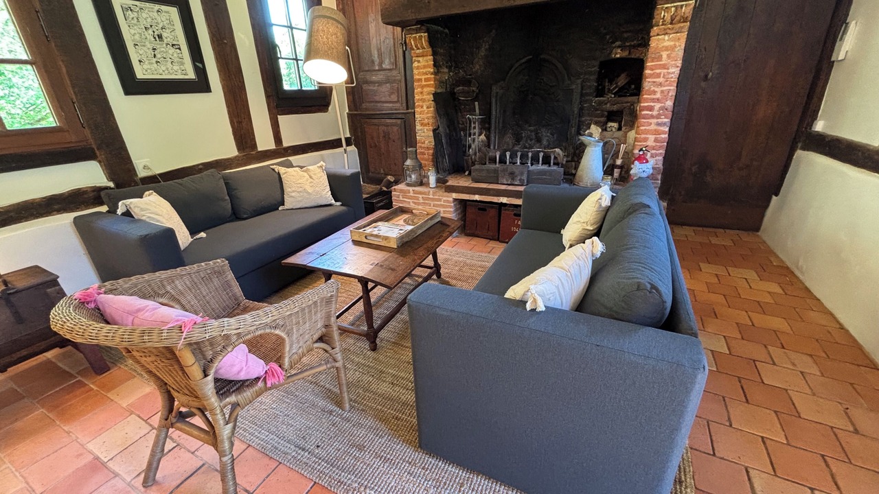 Photo of Livingroom in Quetteville