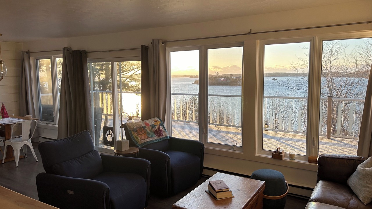 Photo of Livingroom in Mahone Bay