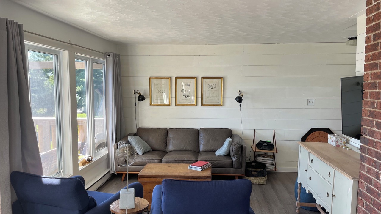 Photo of Livingroom in Mahone Bay