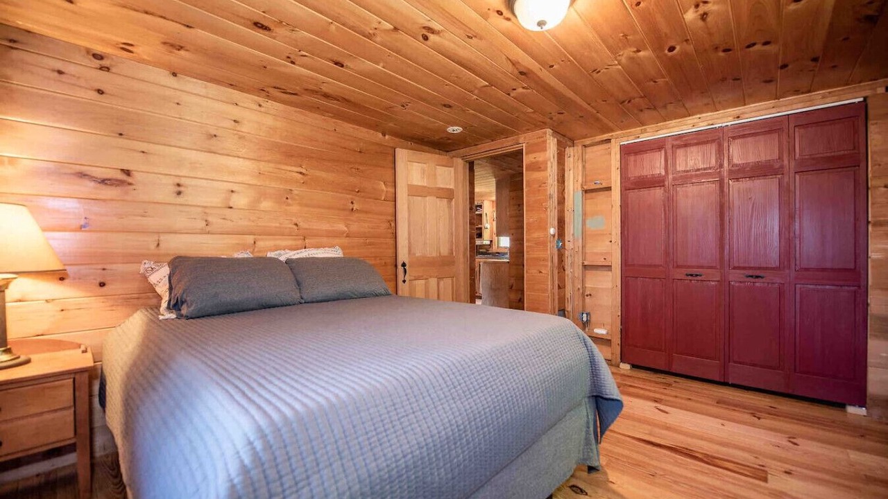 Photo of Bedroom in Canaan