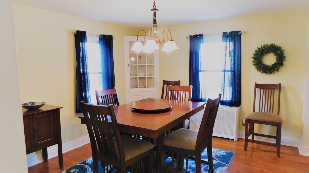 Photo of Bedroom in Rensselaer