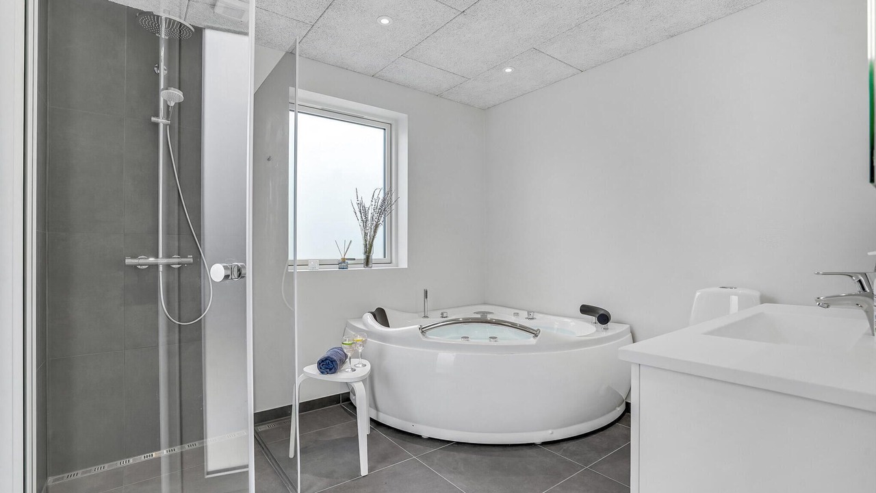 Photo of Bathroom in Vrist Strand
