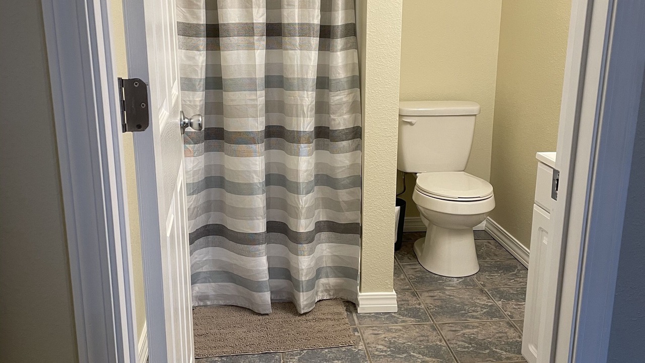 Photo of Bathroom in Neosho
