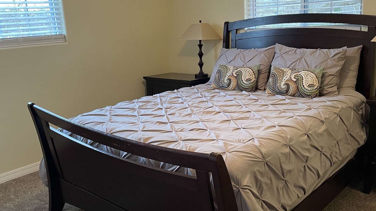 Photo of Bedroom in Neosho