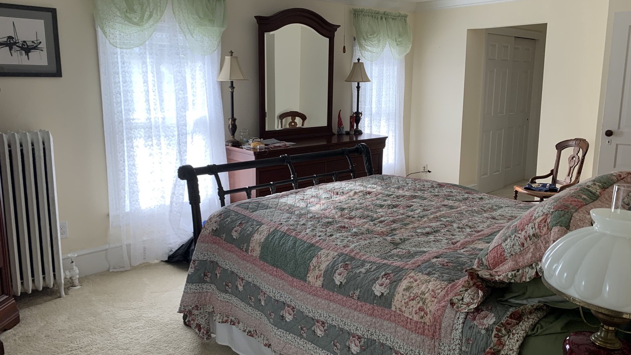 Photo of Bedroom in Cape May Court House
