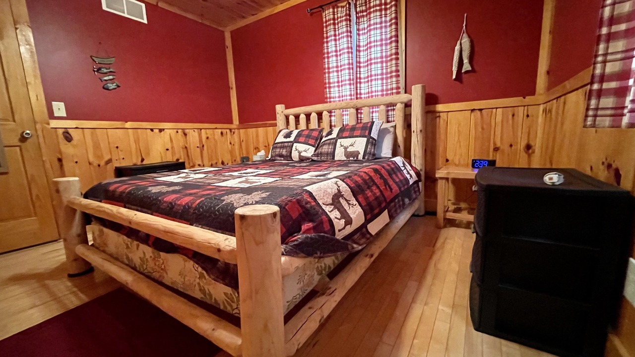 Photo of Bedroom in Cheboygan County
