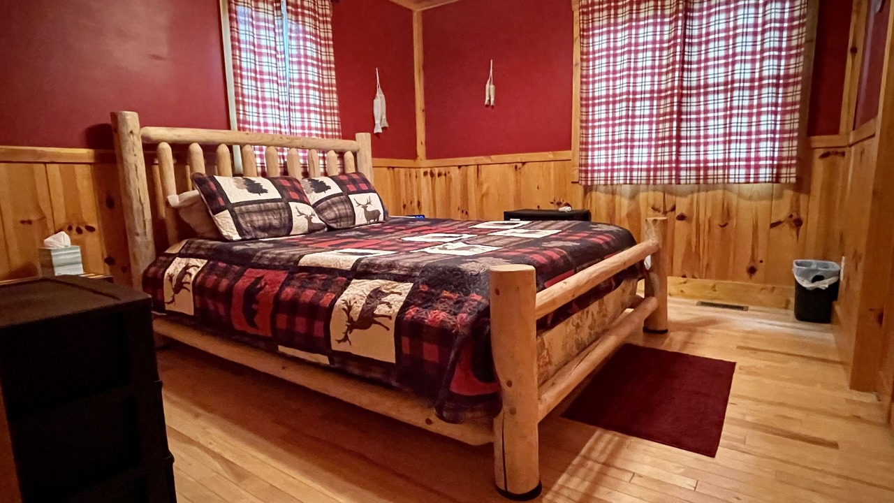 Photo of Bedroom in Cheboygan County