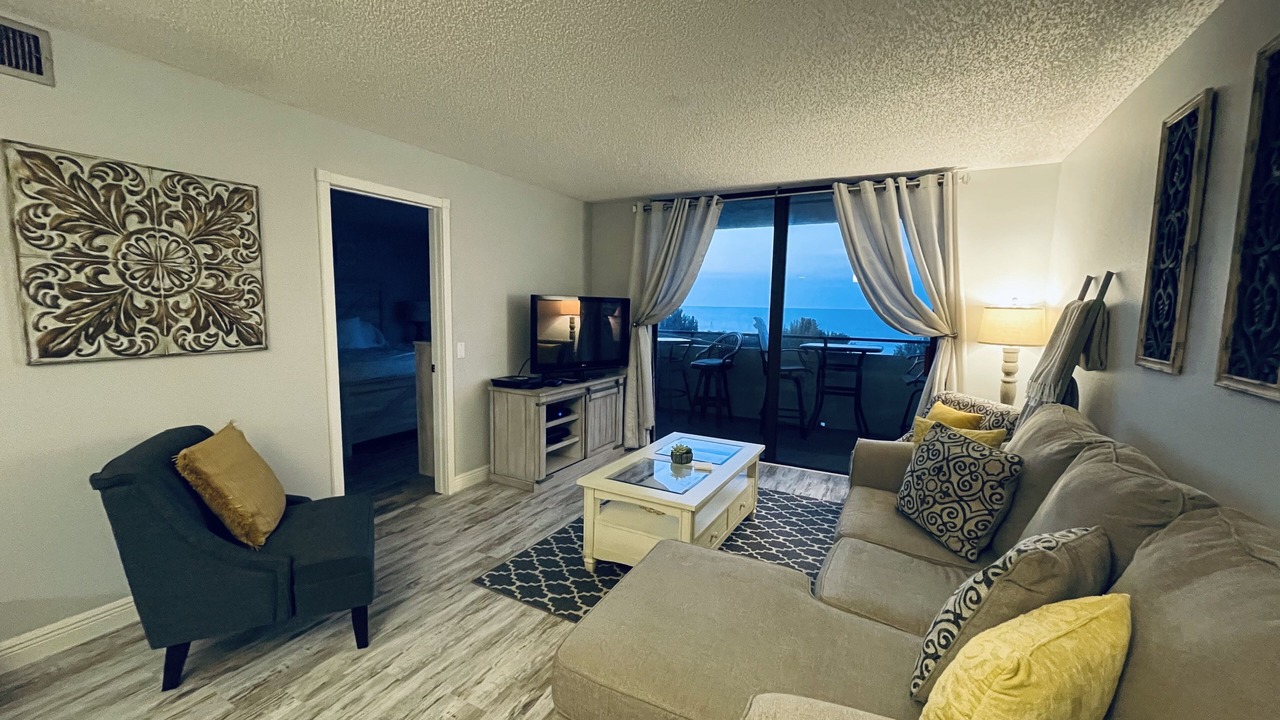 Photo of Livingroom in Hudson