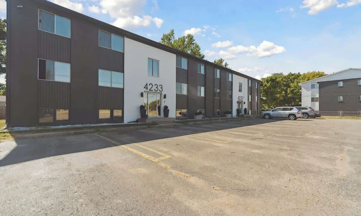 Photo of Outdoor in Lansing